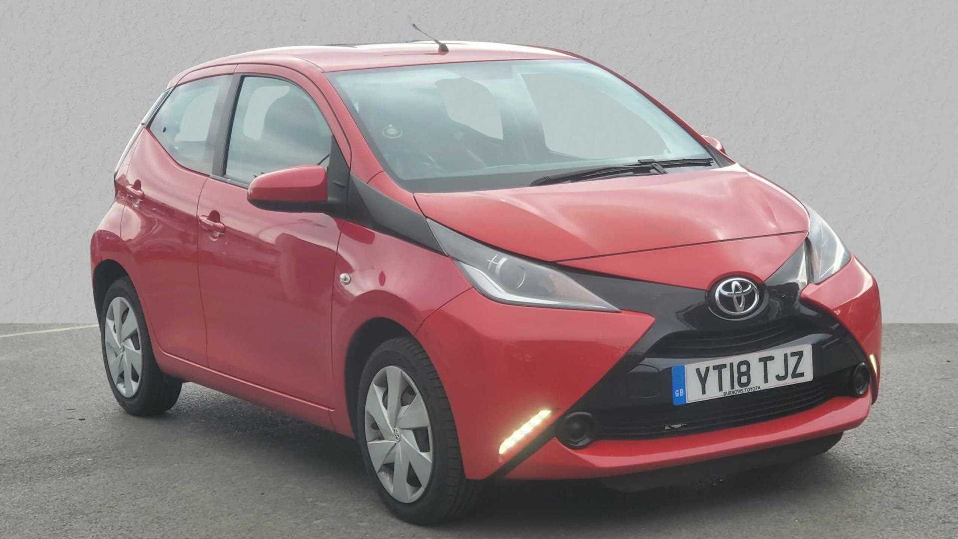 Main listing image - Toyota Aygo