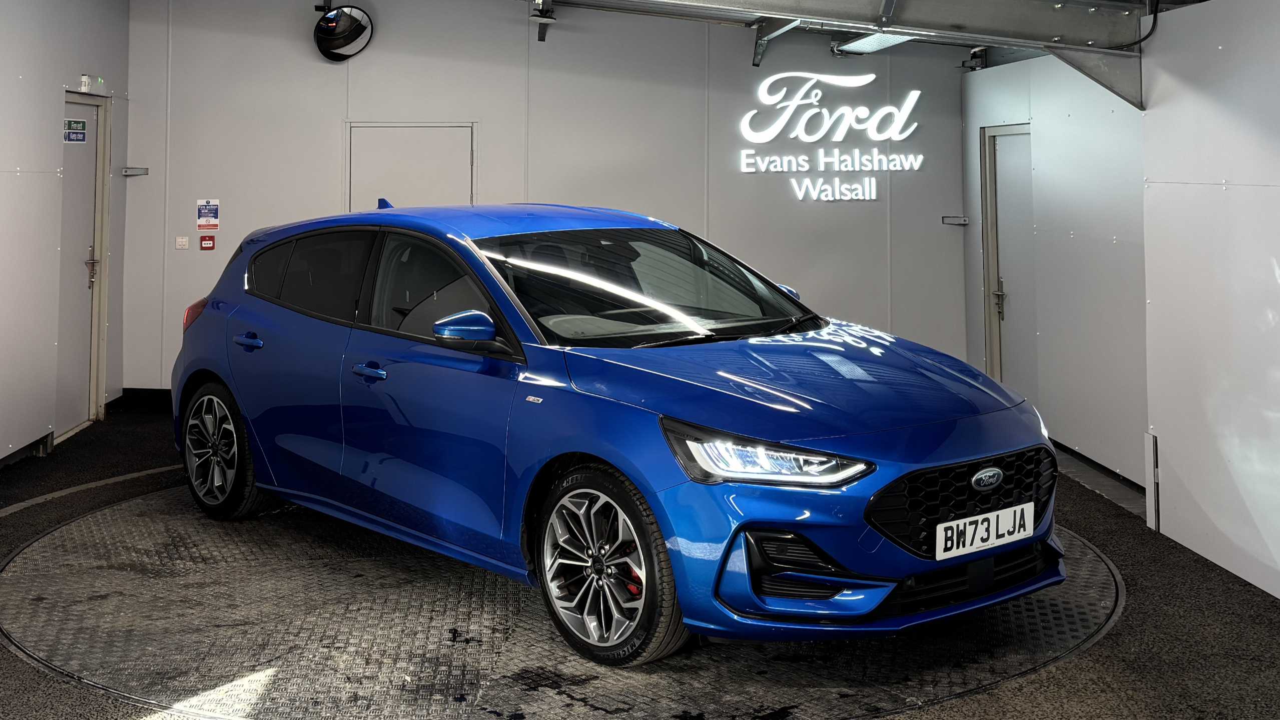 Main listing image - Ford Focus