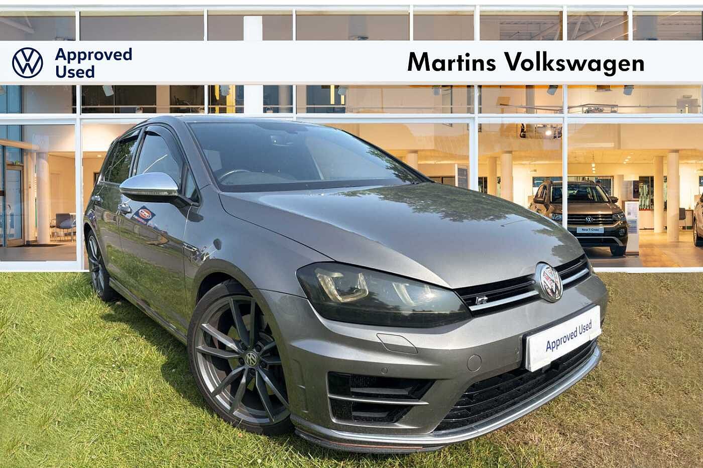 Main listing image - Volkswagen Golf R