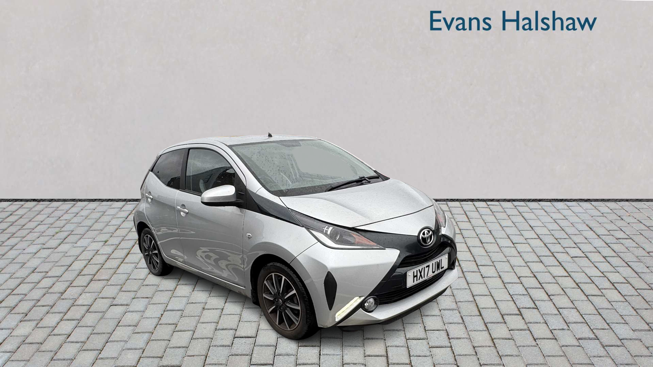 Main listing image - Toyota Aygo