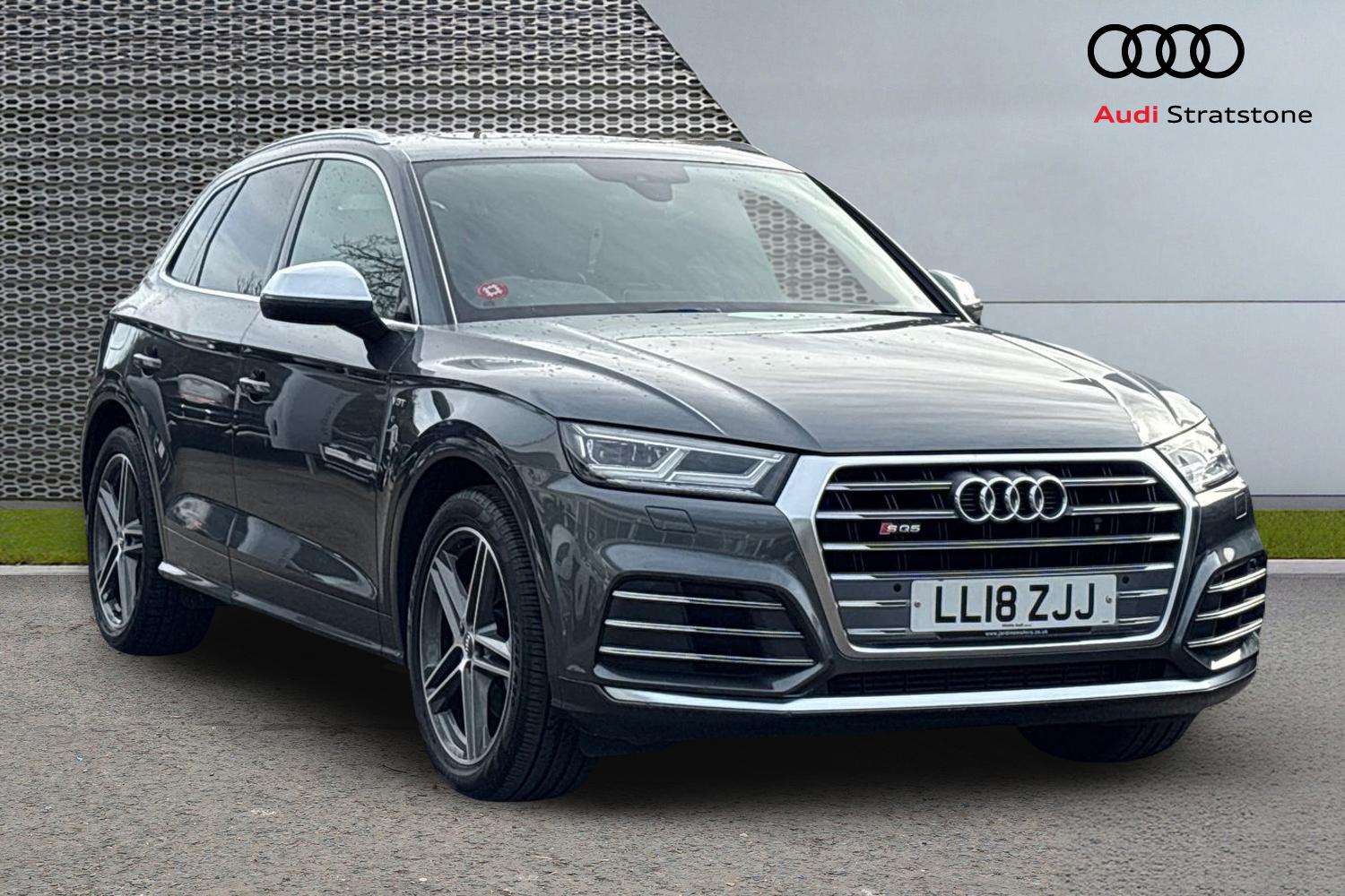 Main listing image - Audi SQ5