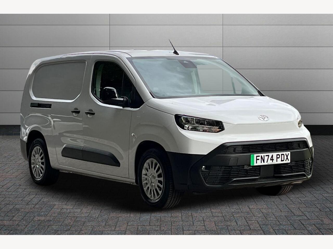 Main listing image - Toyota Proace City