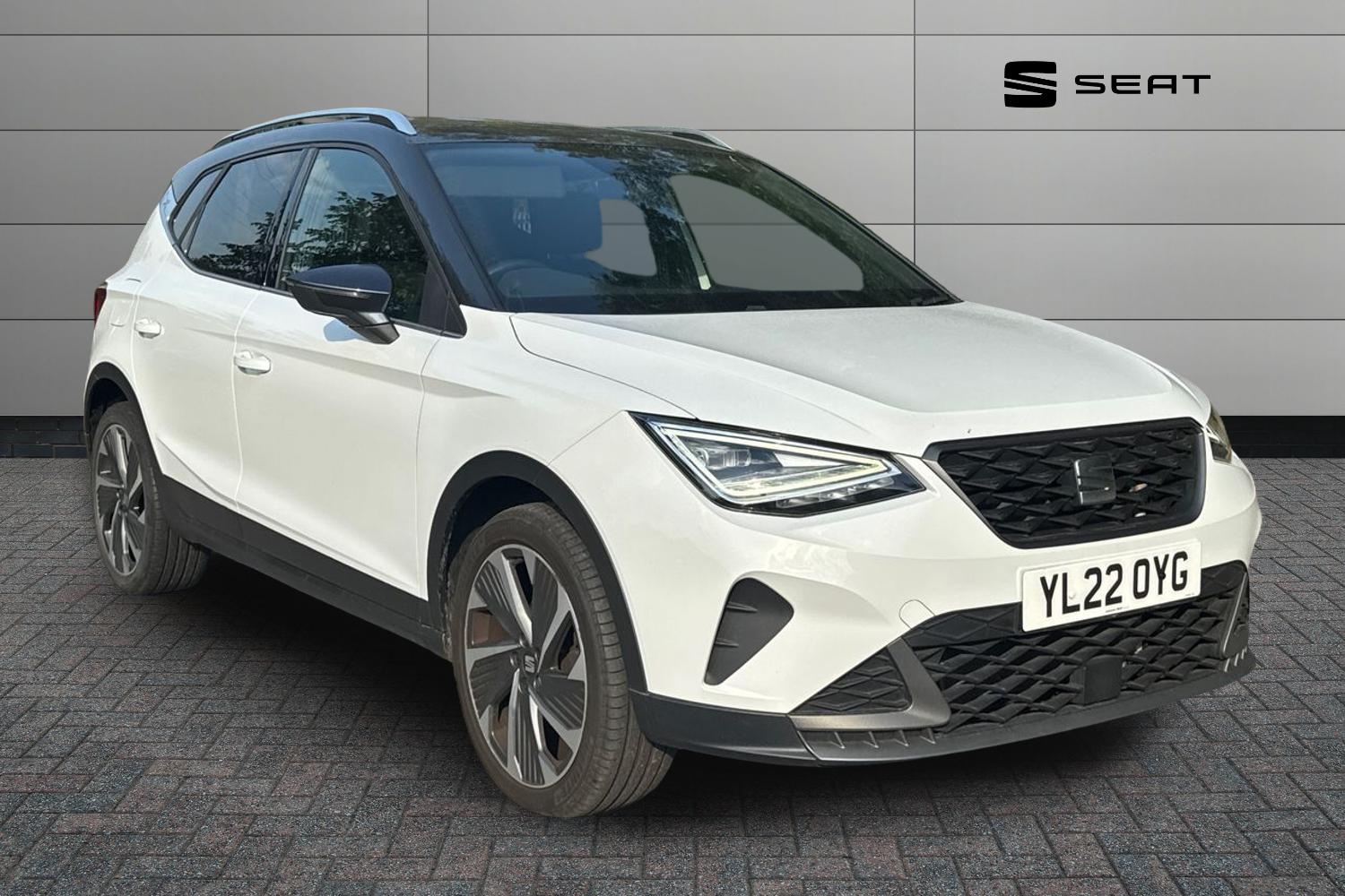 Main listing image - SEAT Arona