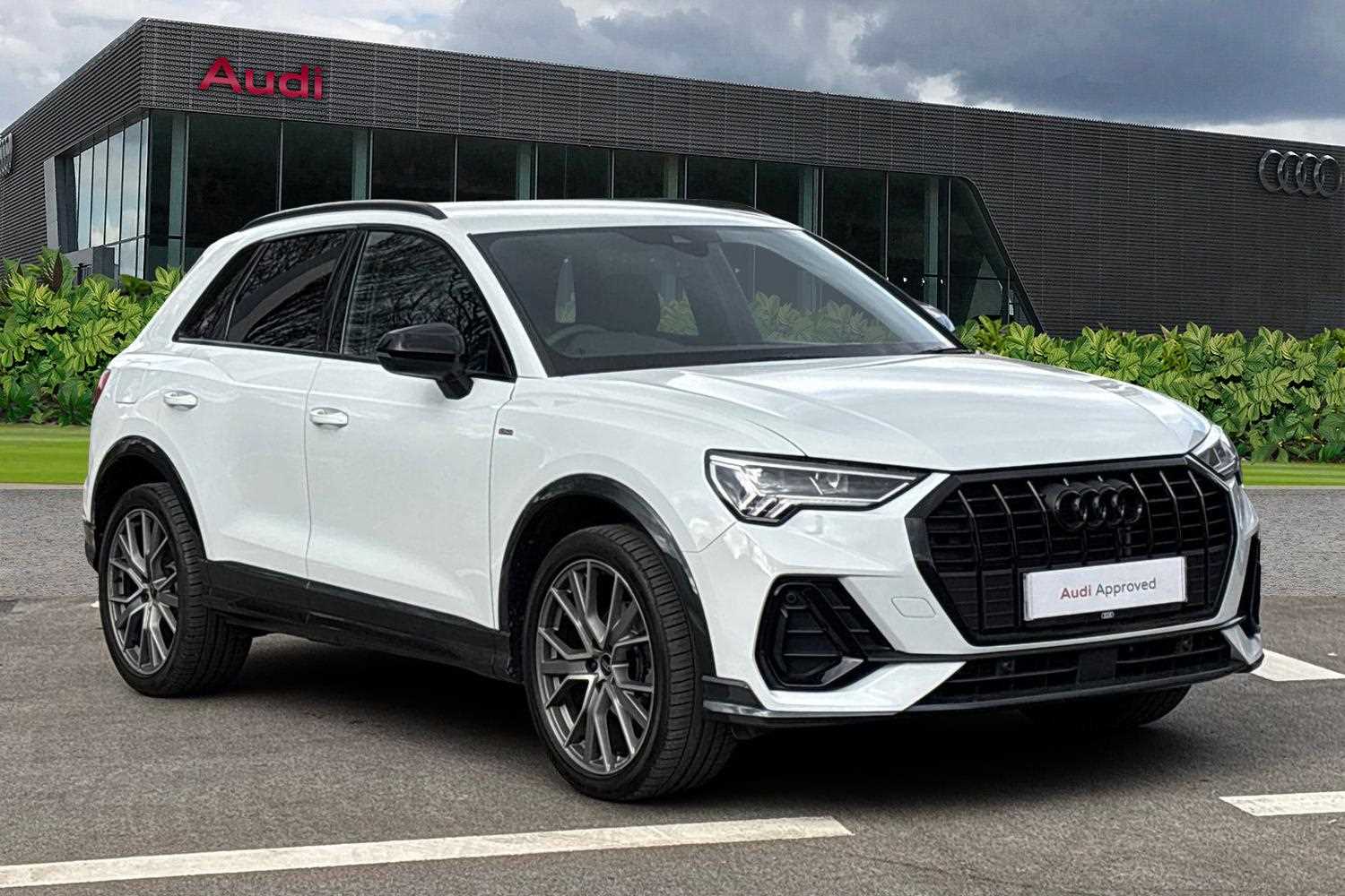 Main listing image - Audi Q3