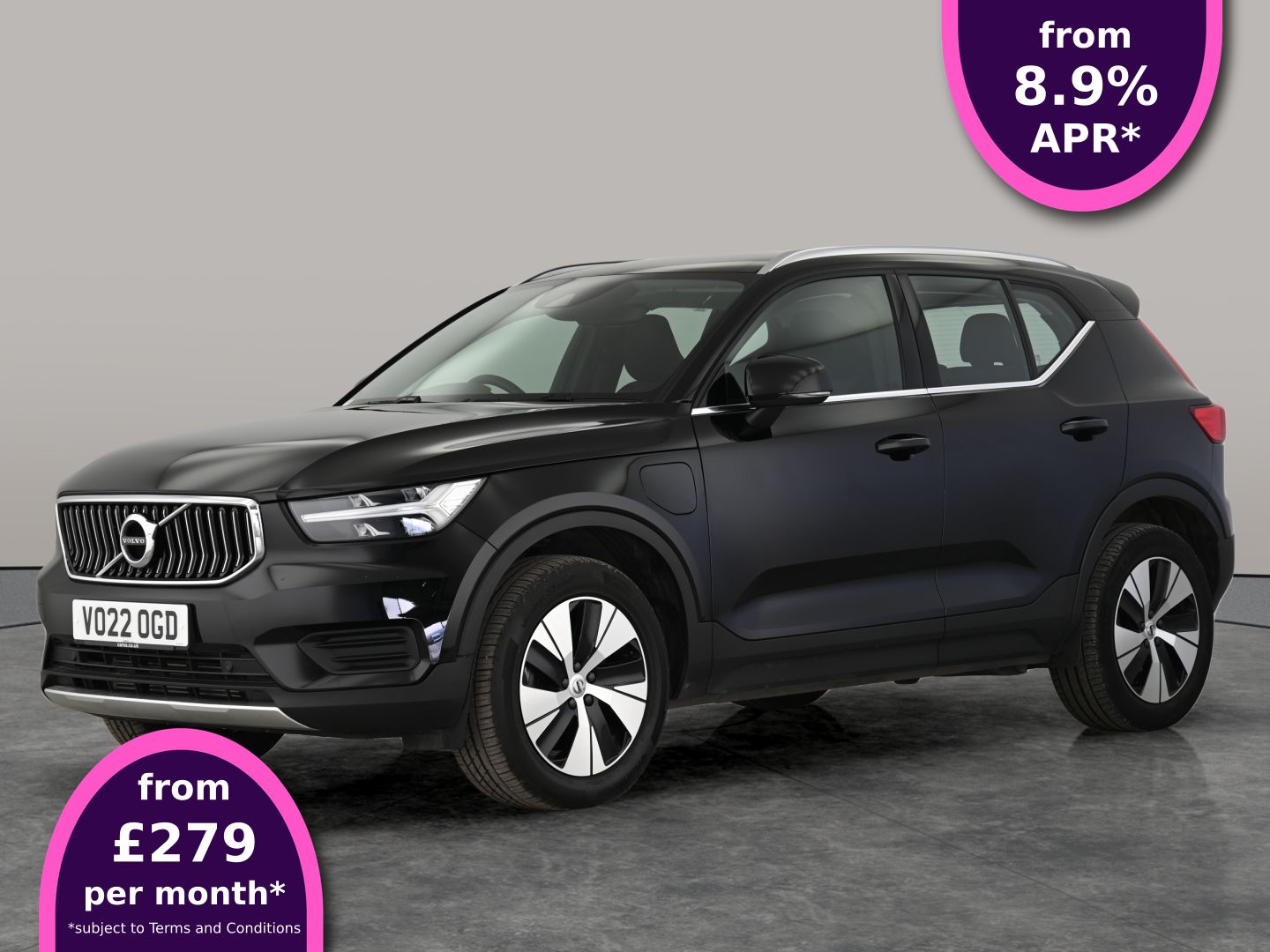 Main listing image - Volvo XC40 Recharge