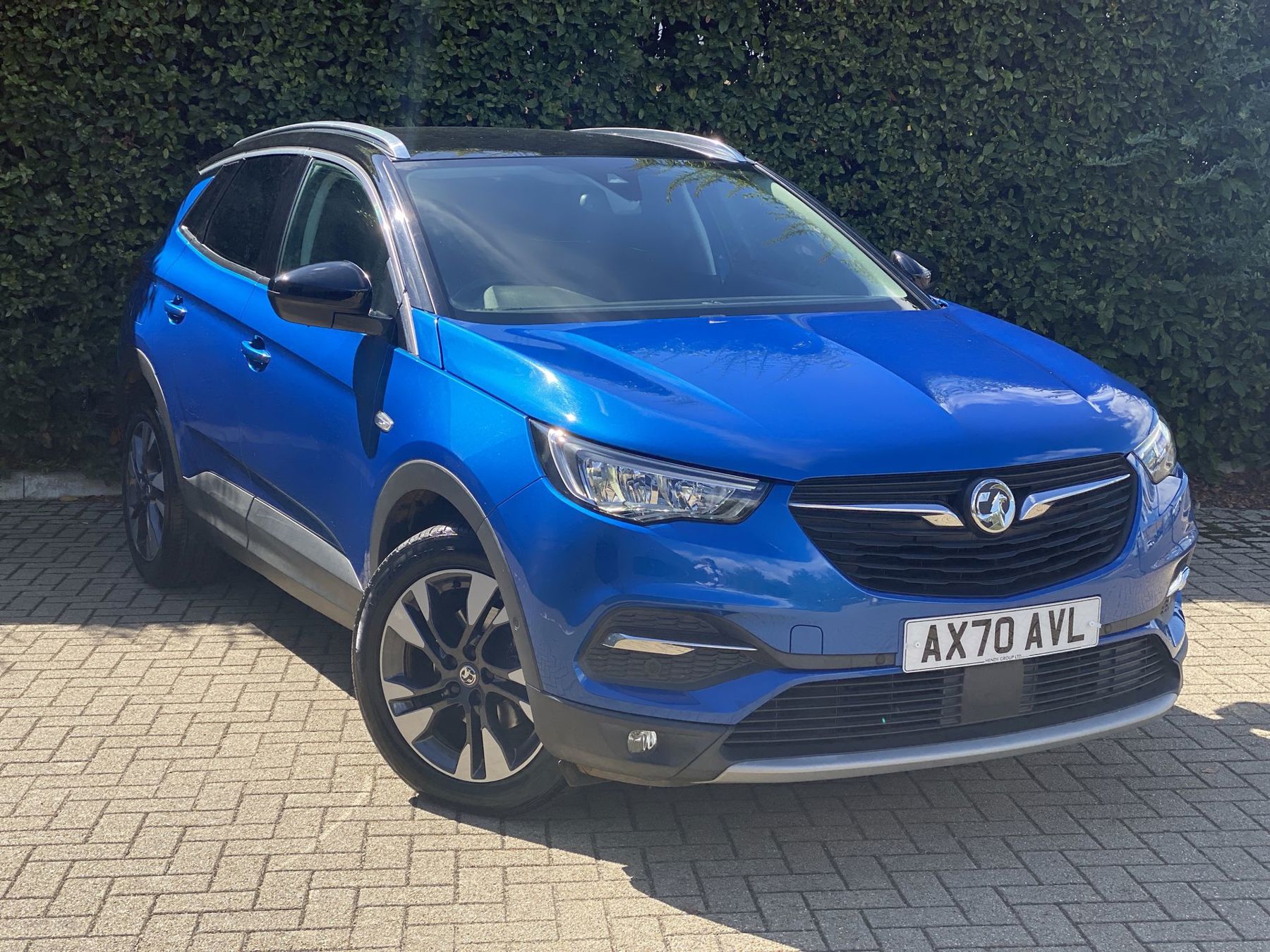 Main listing image - Vauxhall Grandland X