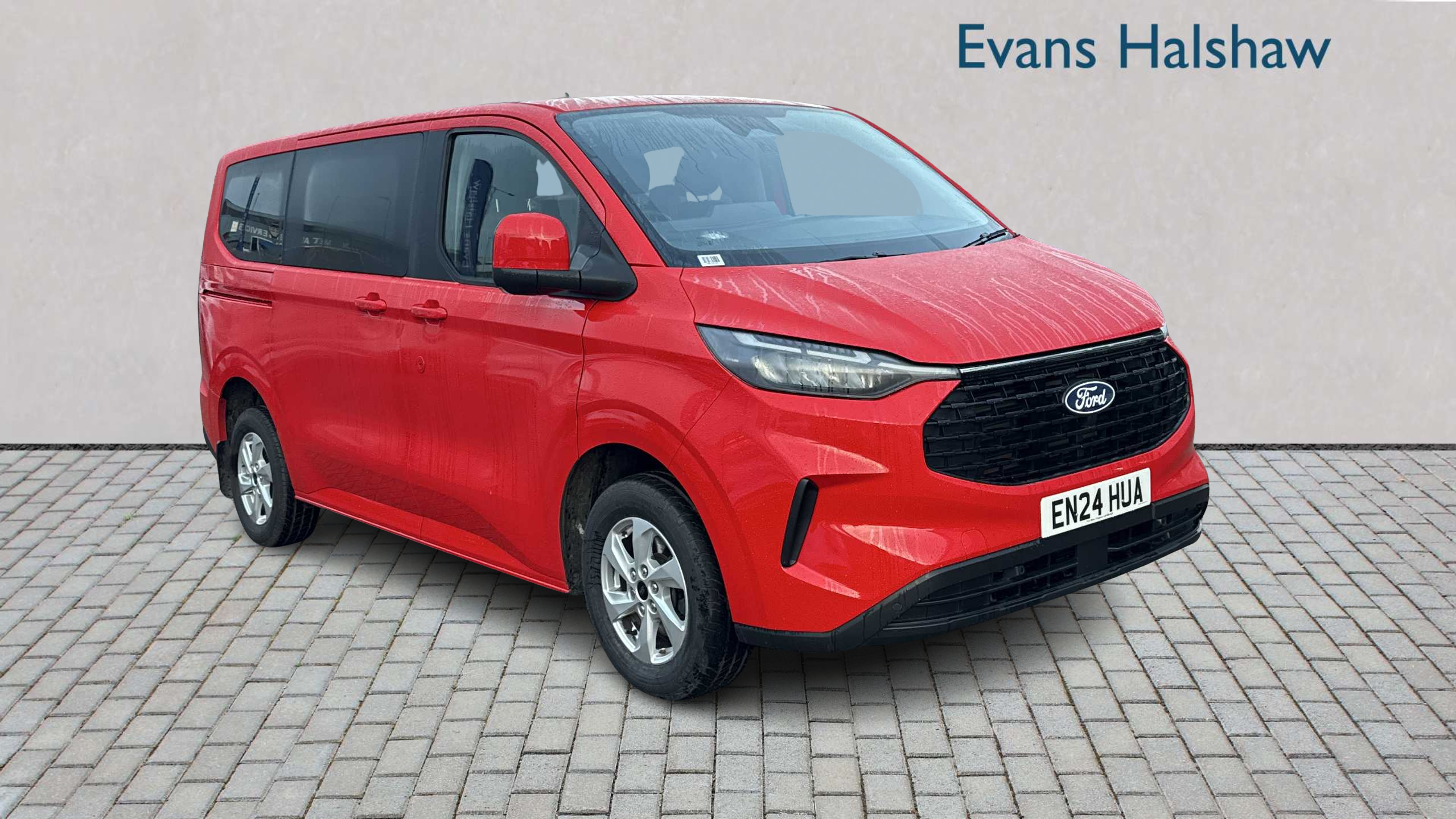 Main listing image - Ford Tourneo Custom