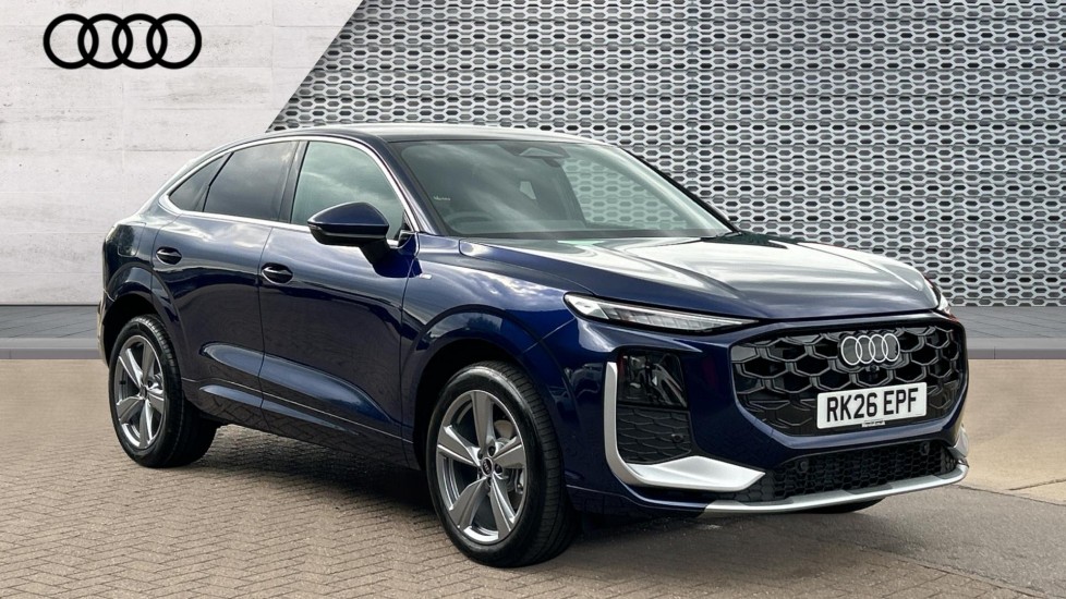 Main listing image - Audi Q3