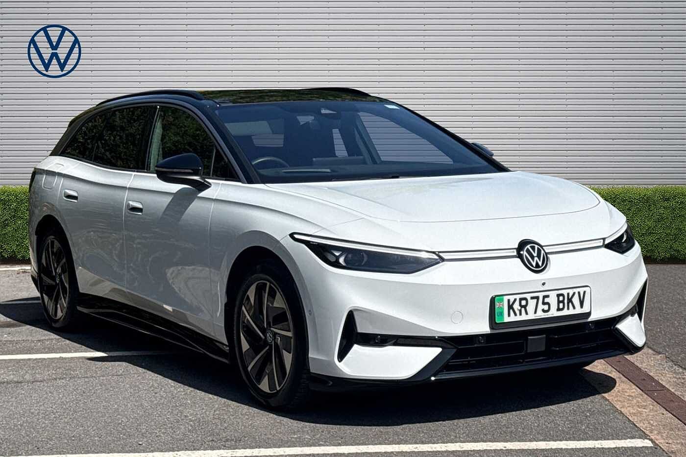 Main listing image - Volkswagen ID.7