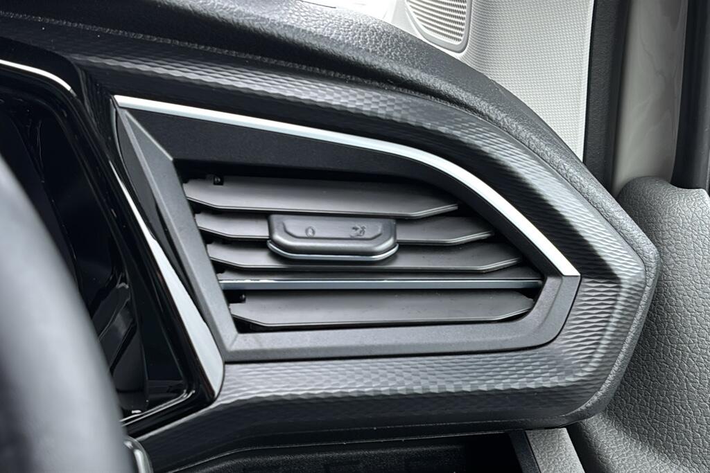 Main listing image - Volkswagen California