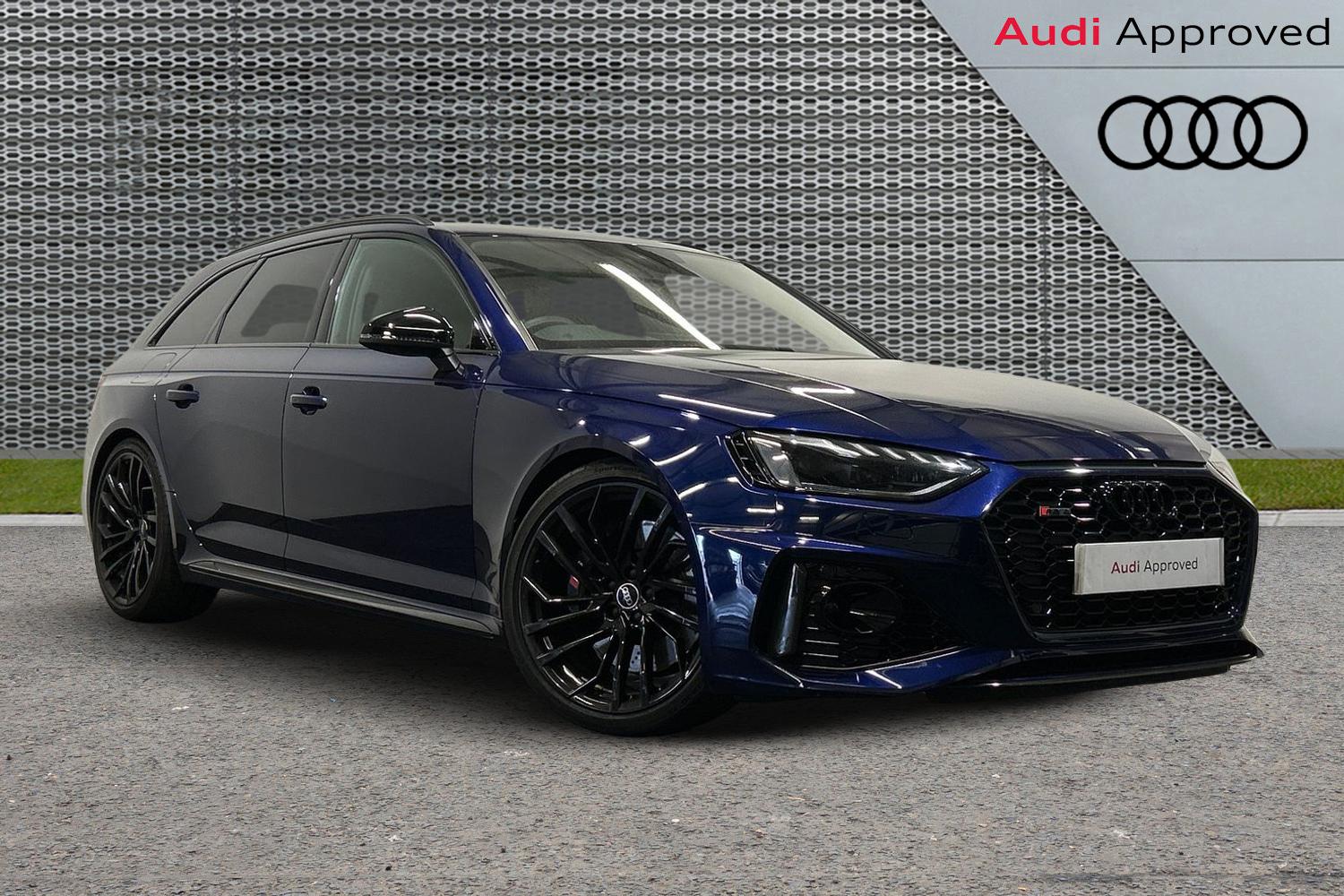 Main listing image - Audi RS4