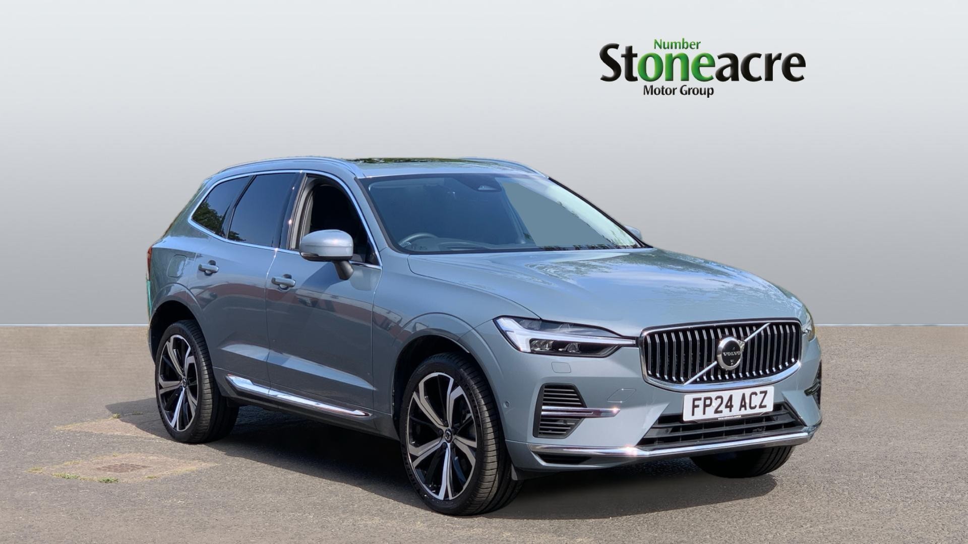 Main listing image - Volvo XC60