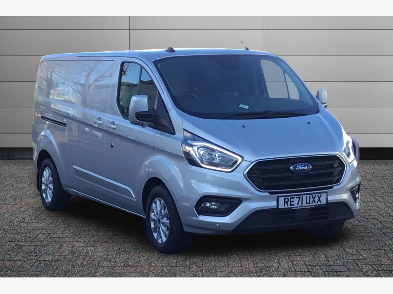 Main listing image - Ford Transit Custom