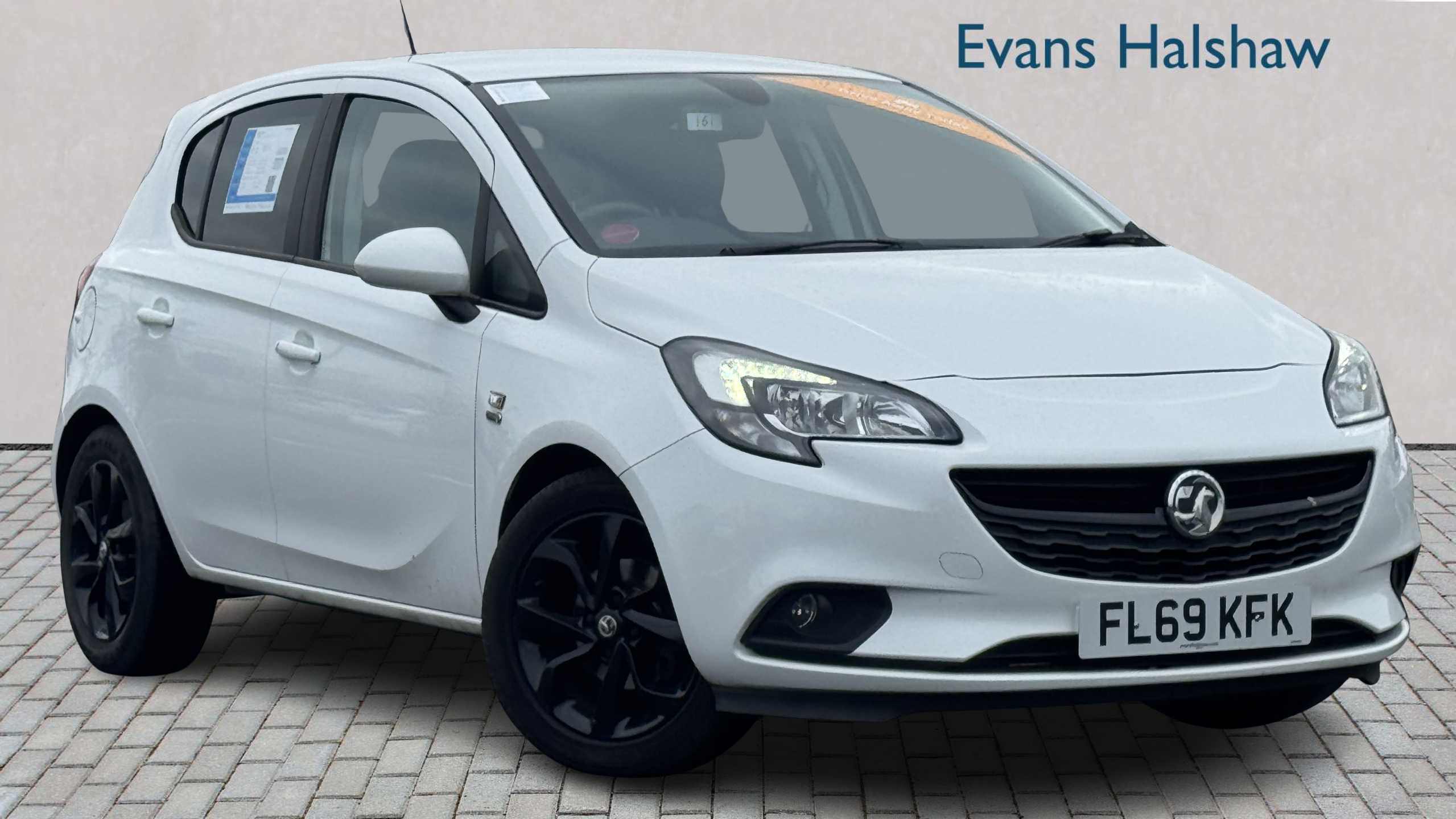 Main listing image - Vauxhall Corsa