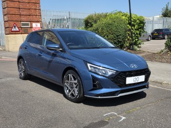Main listing image - Hyundai i20