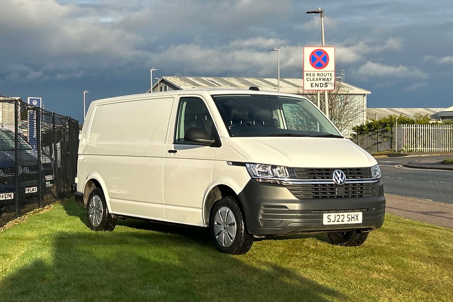 Main listing image - Volkswagen Transporter