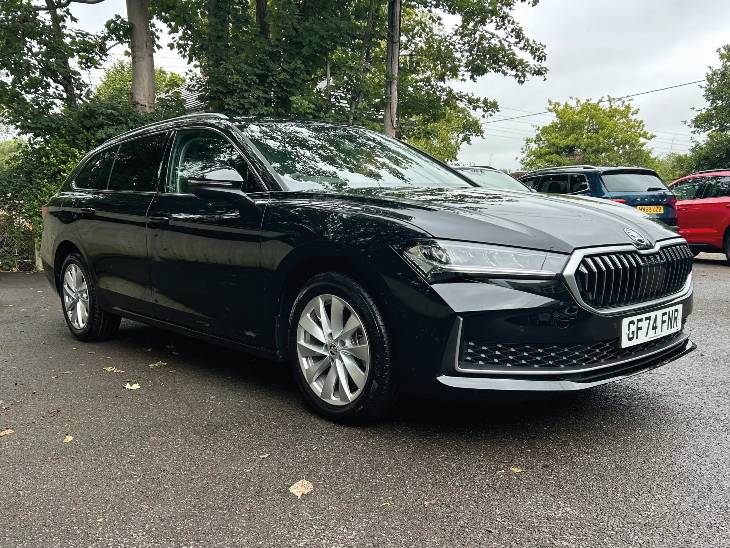 Main listing image - Skoda Superb Estate