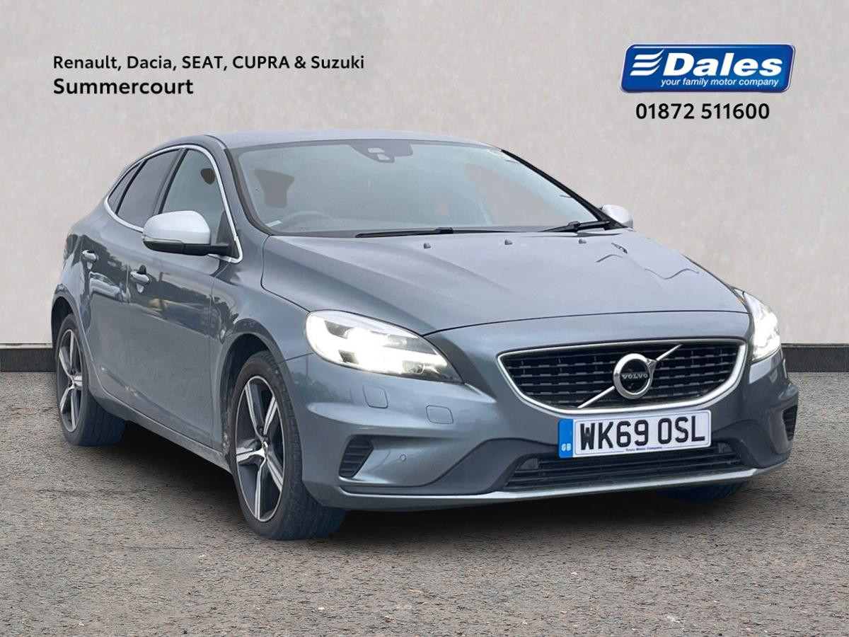Main listing image - Volvo V40