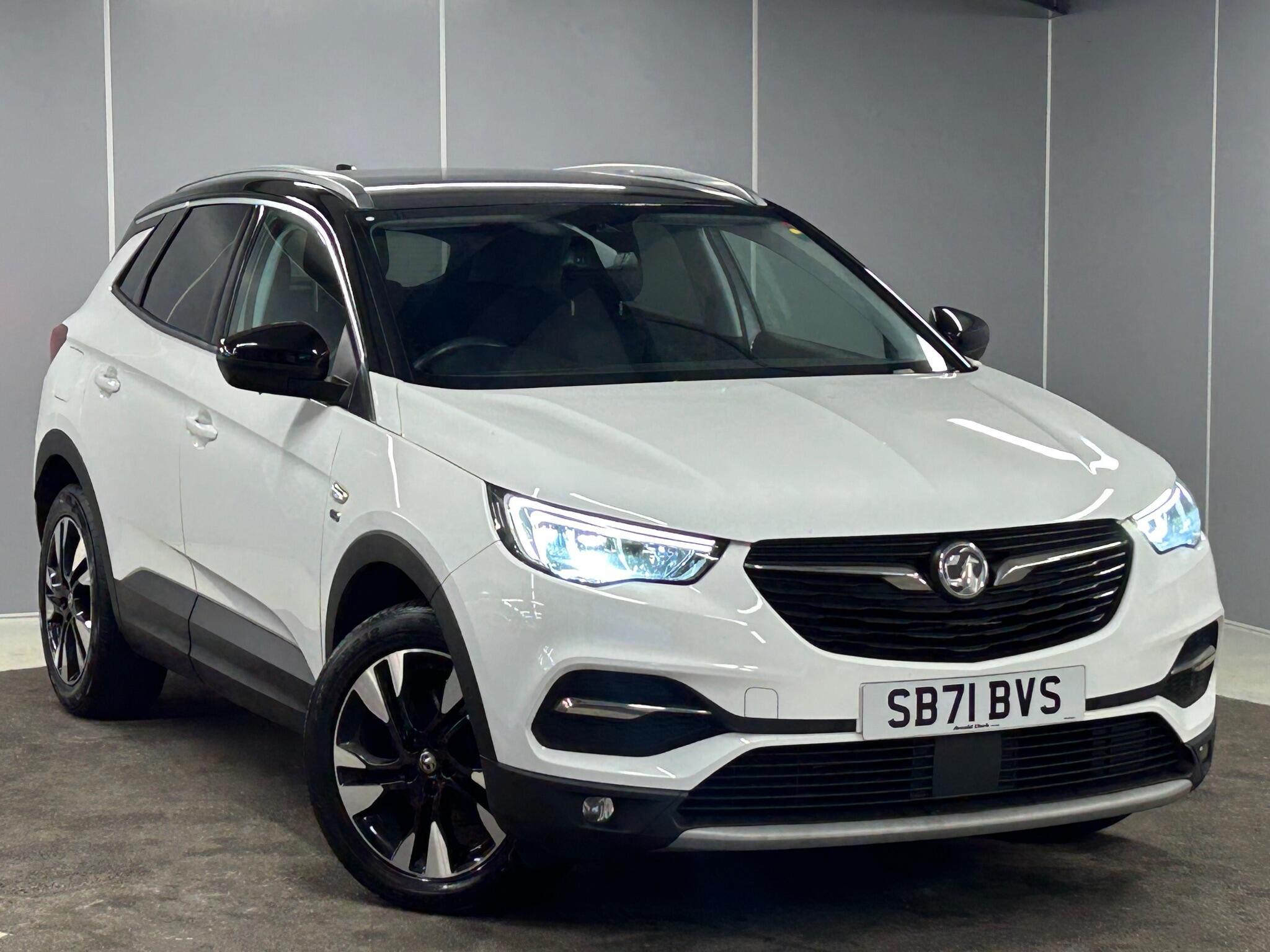 Main listing image - Vauxhall Grandland X