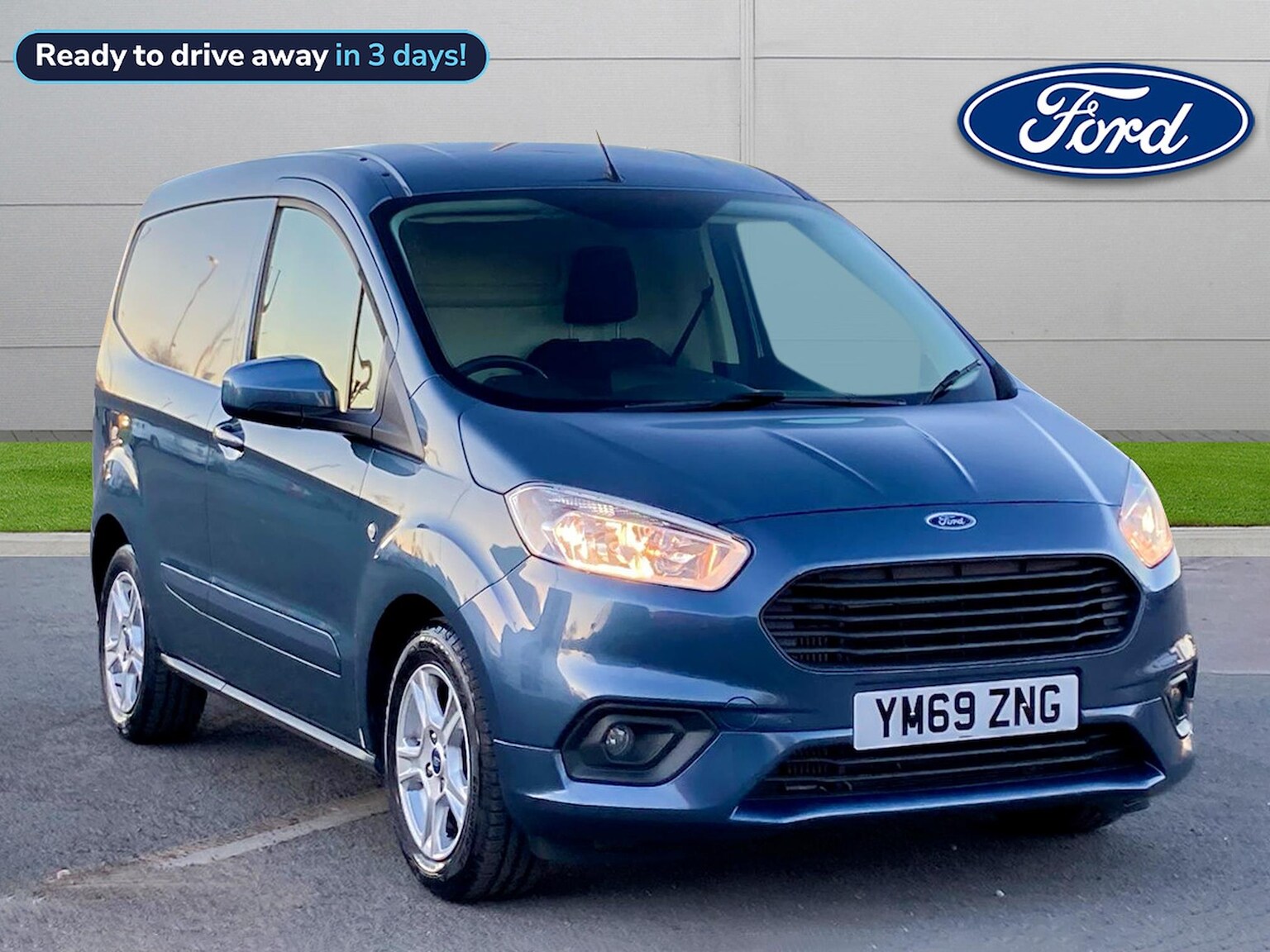 Main listing image - Ford Transit Courier