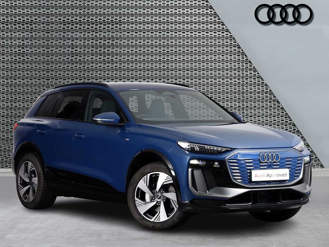 Main listing image - Audi Q6