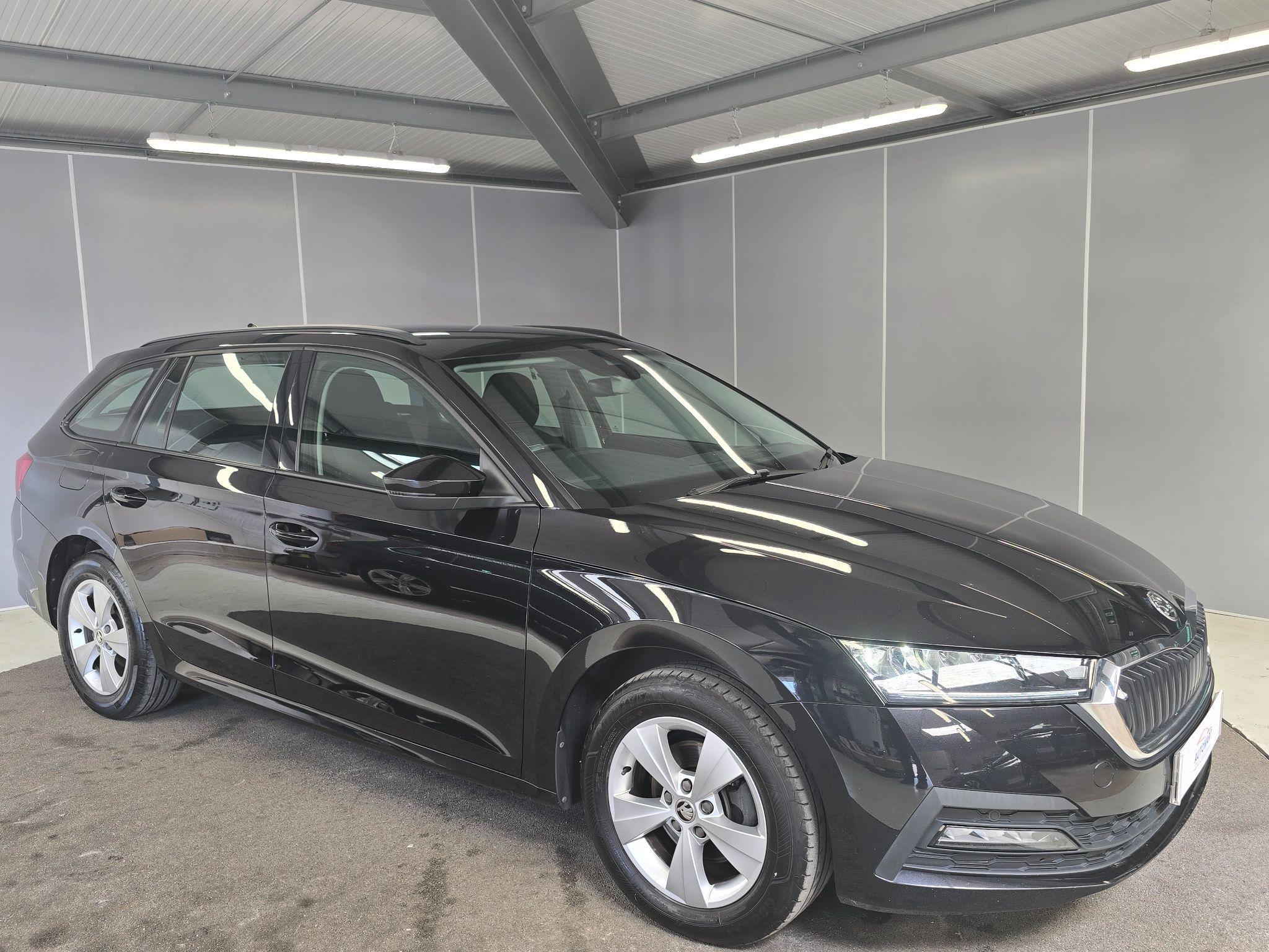 Main listing image - Skoda Octavia Estate