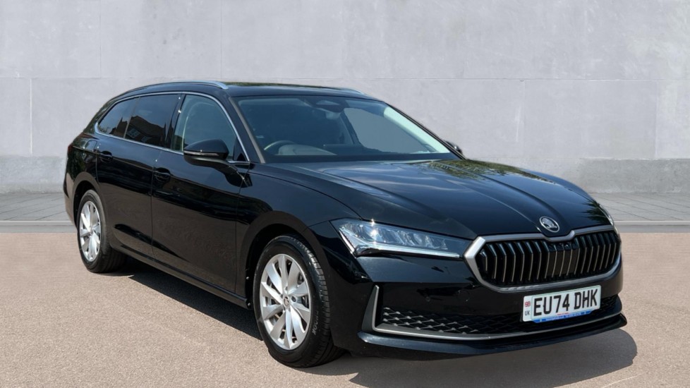Main listing image - Skoda Superb