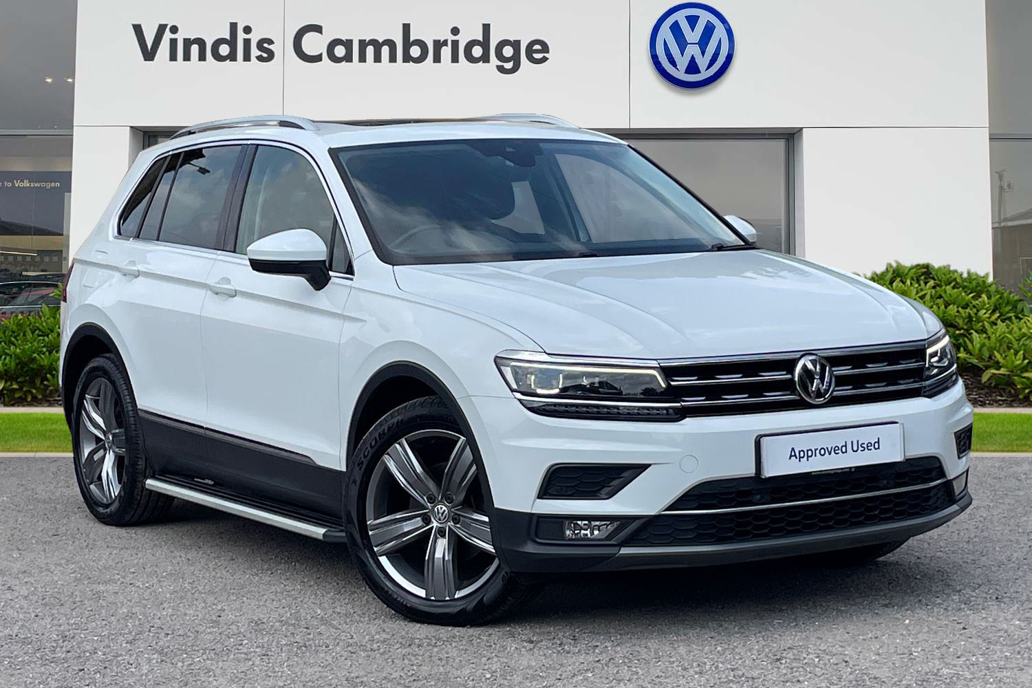 Main listing image - Volkswagen Tiguan