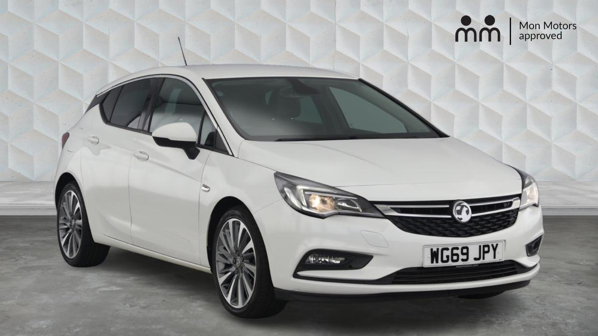 Main listing image - Vauxhall Astra