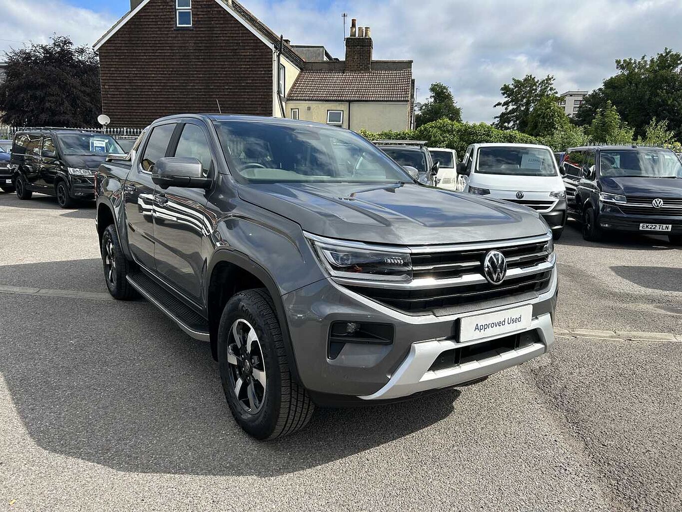 Main listing image - Volkswagen Amarok