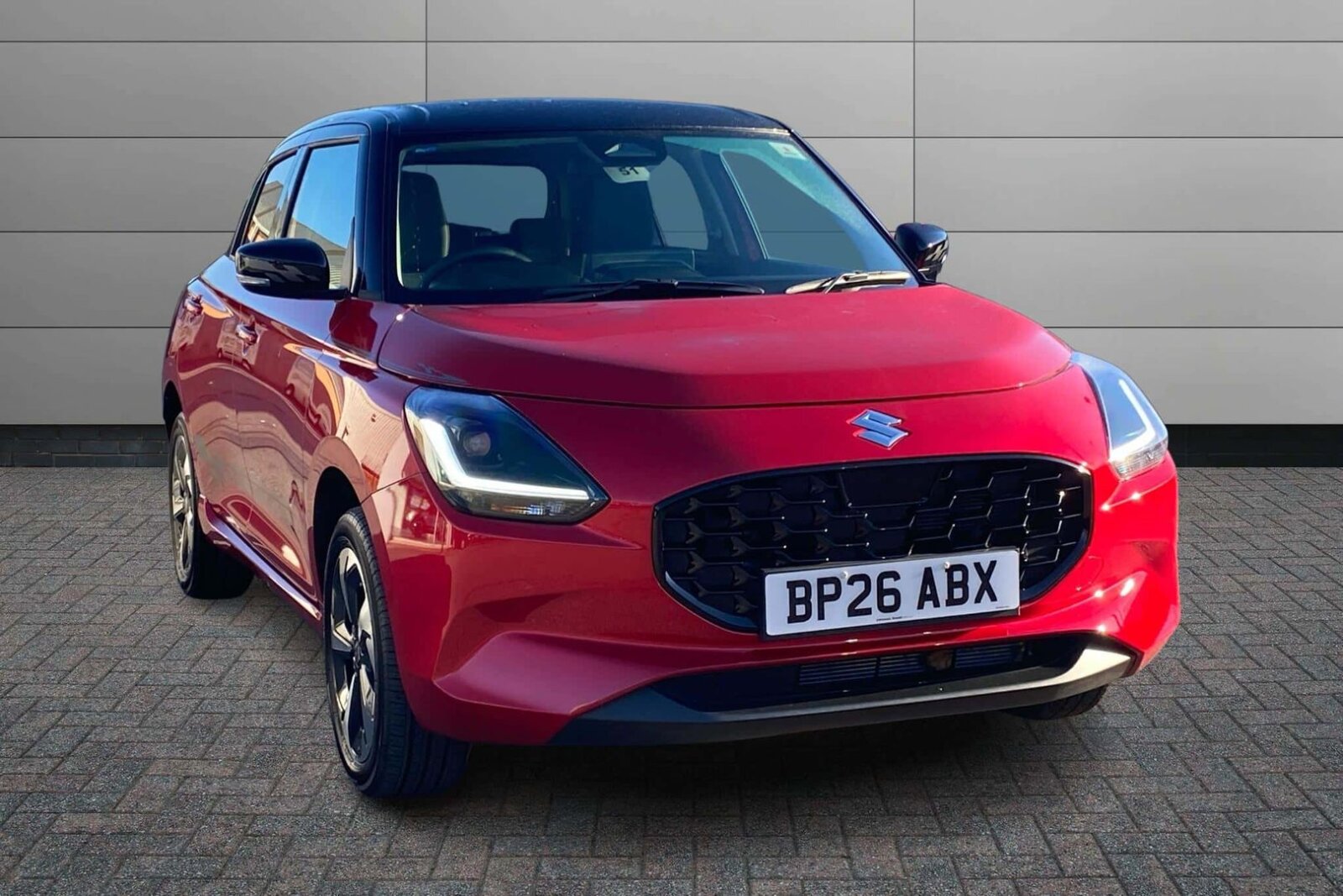 Main listing image - Suzuki Swift