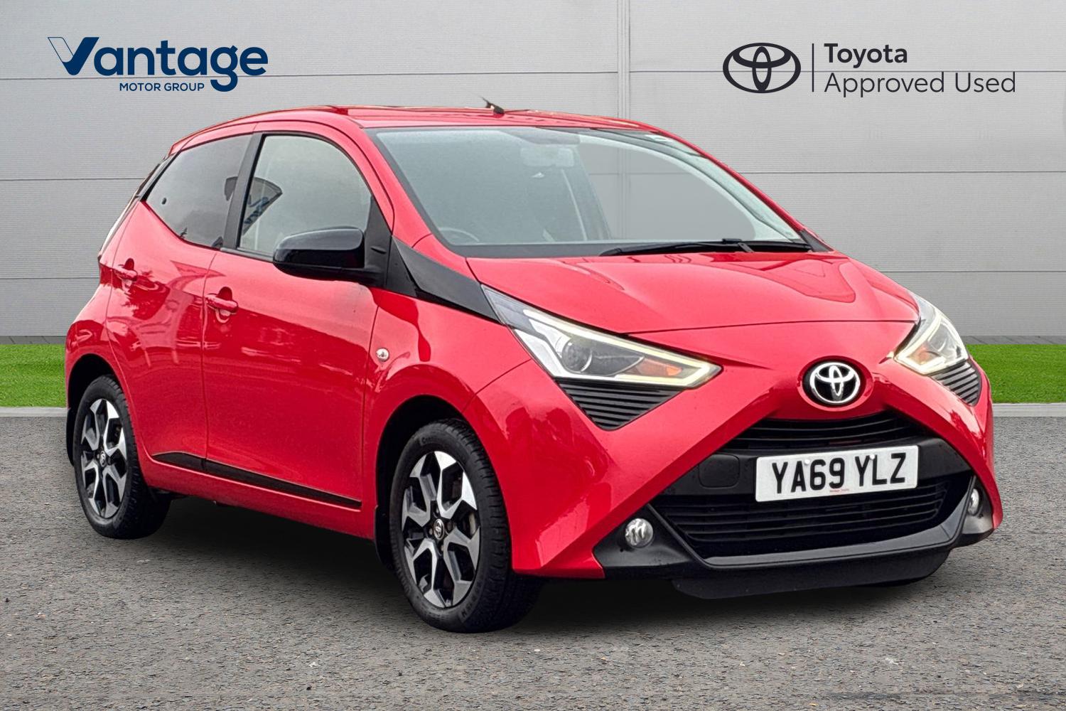 Main listing image - Toyota Aygo
