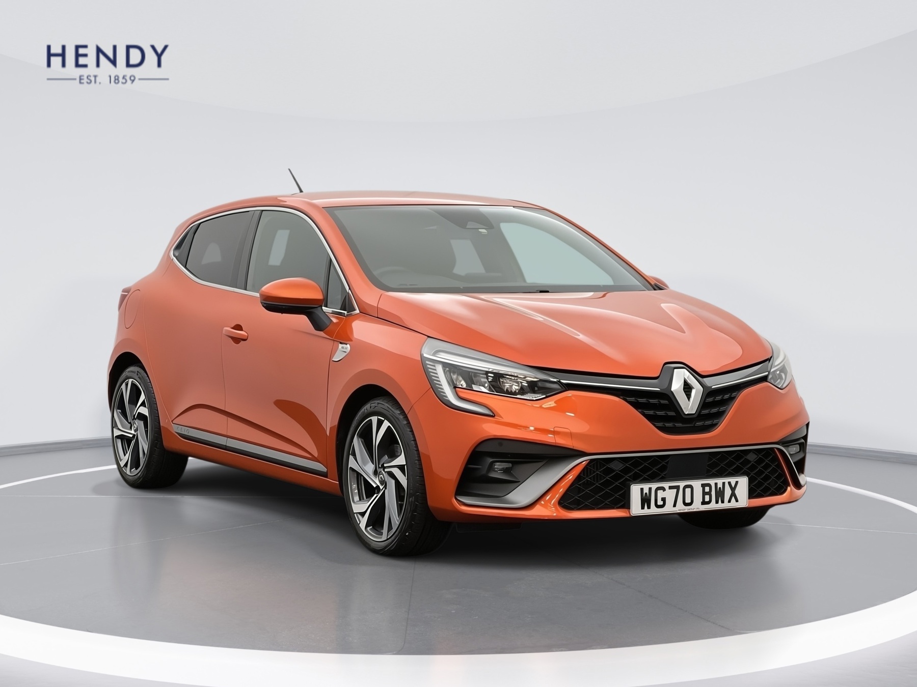 Main listing image - Renault Clio