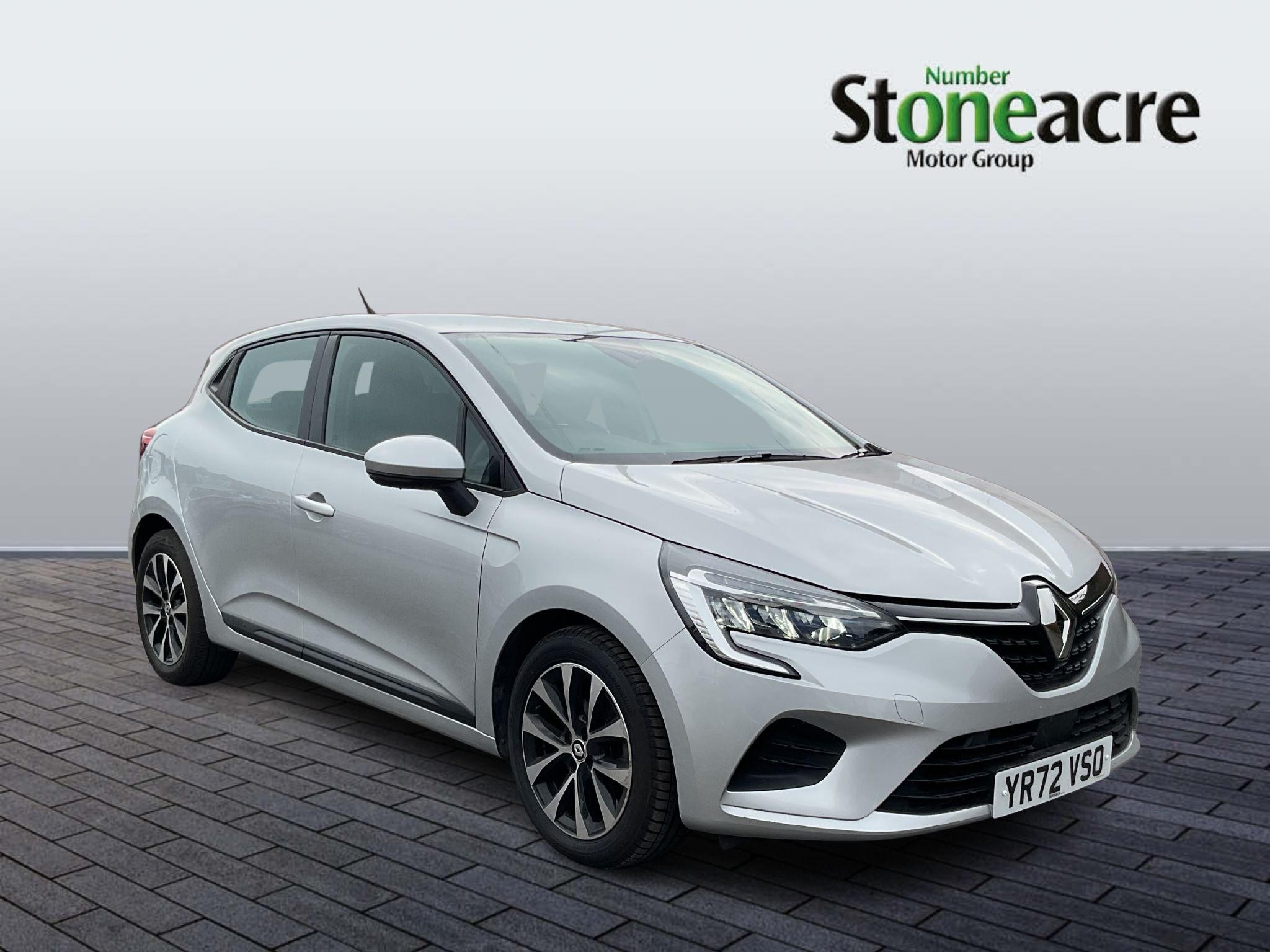 Main listing image - Renault Clio