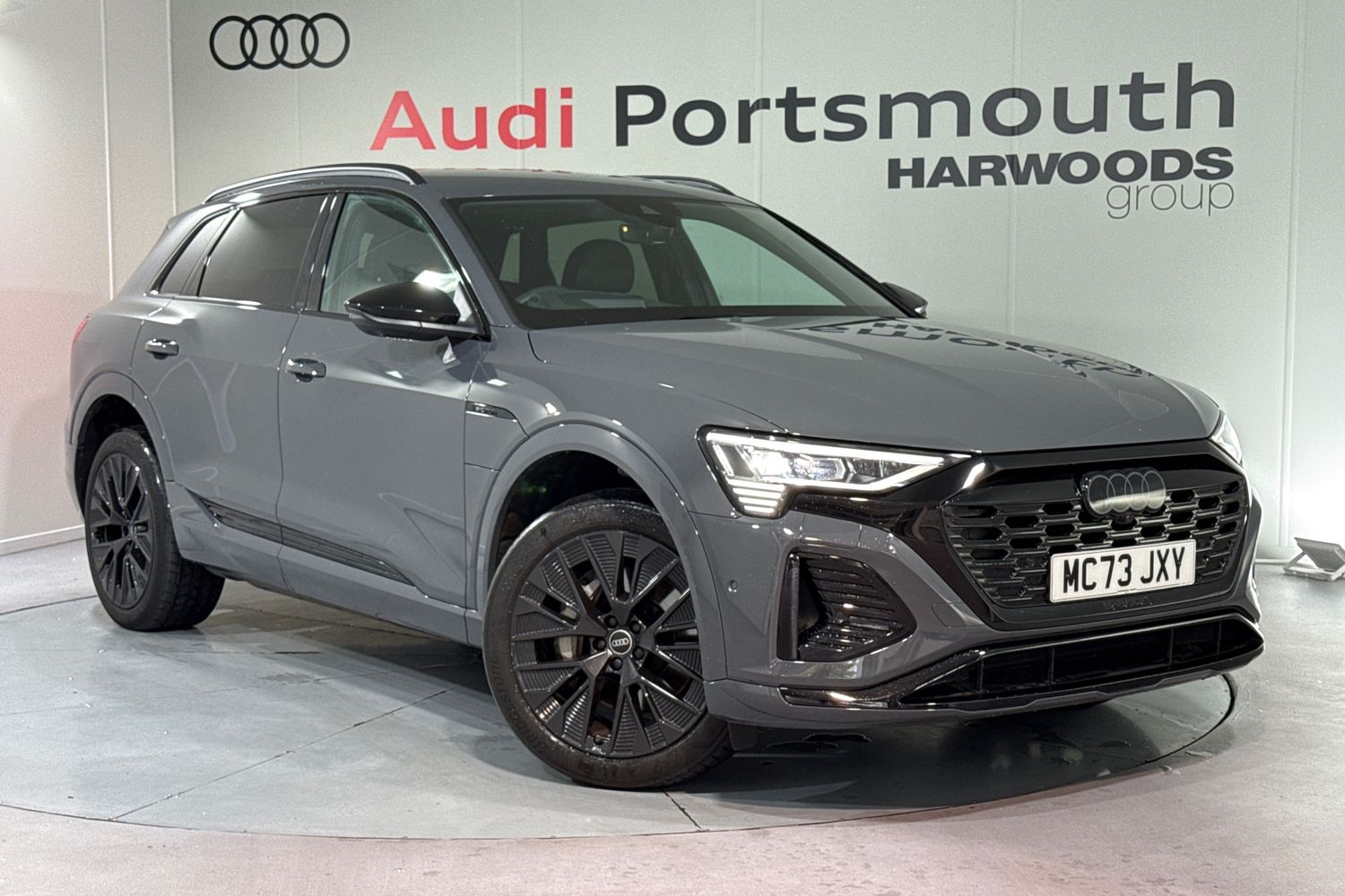 Main listing image - Audi Q8 e-tron