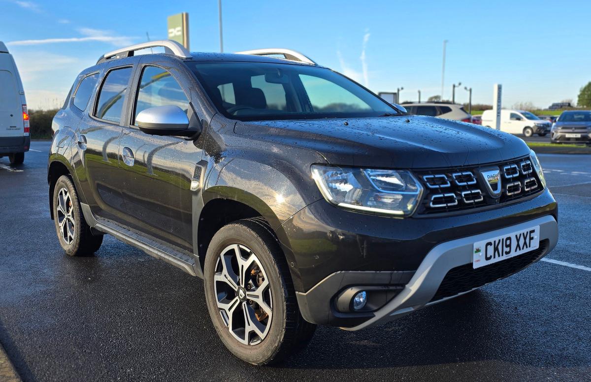 Main listing image - Dacia Duster