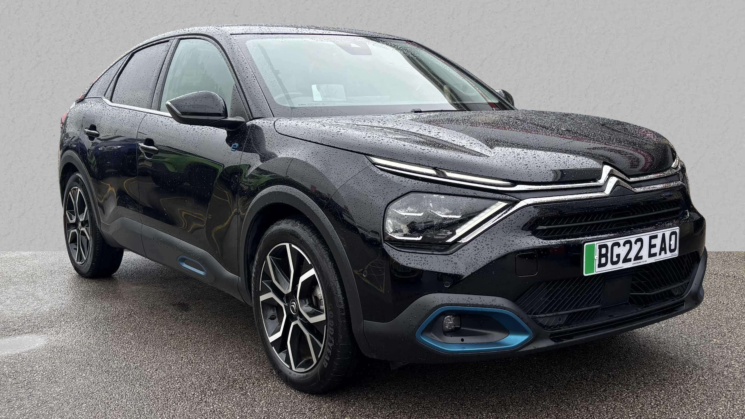 Main listing image - Citroen C4