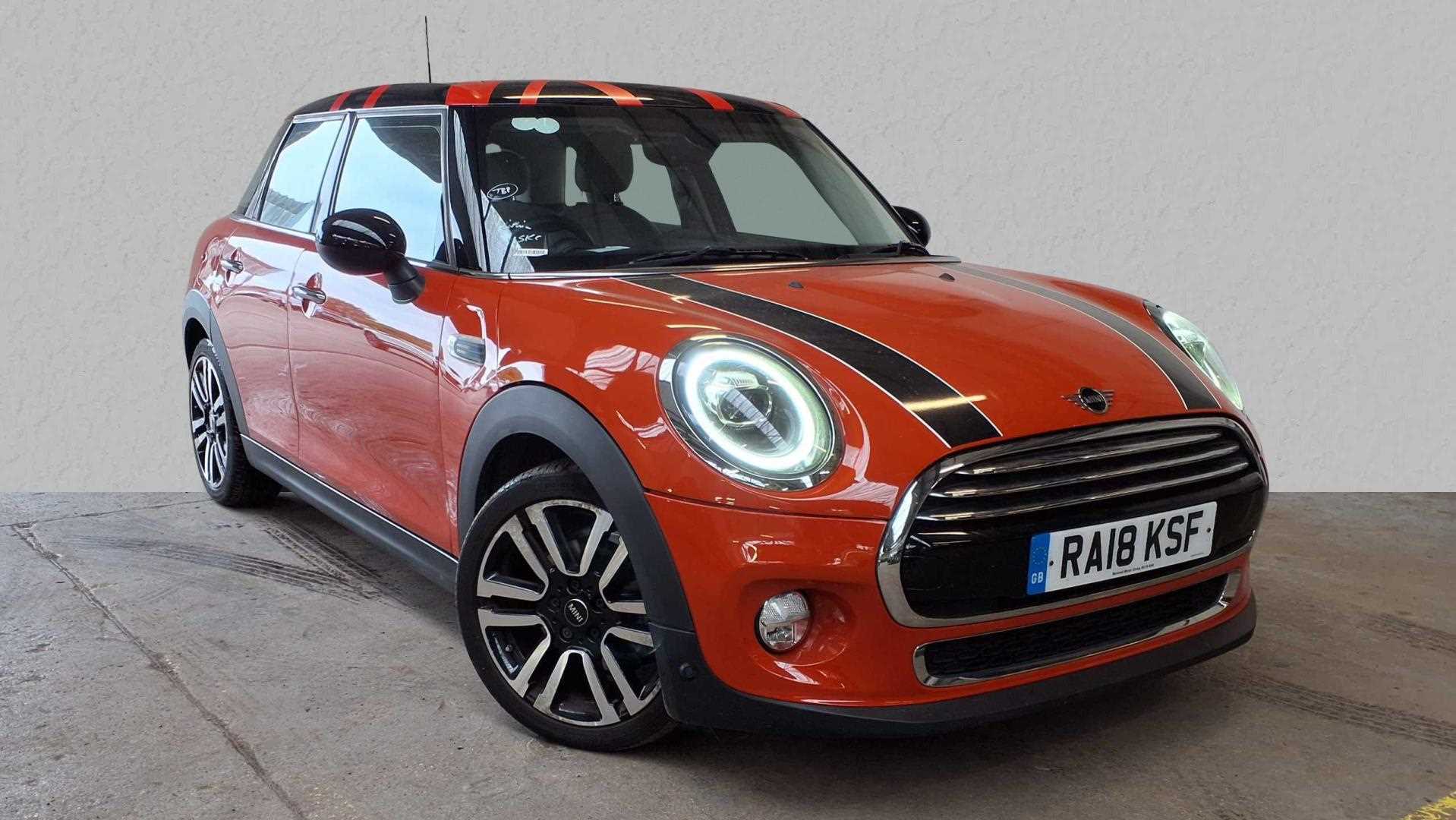 Main listing image - MINI Hatchback 5dr