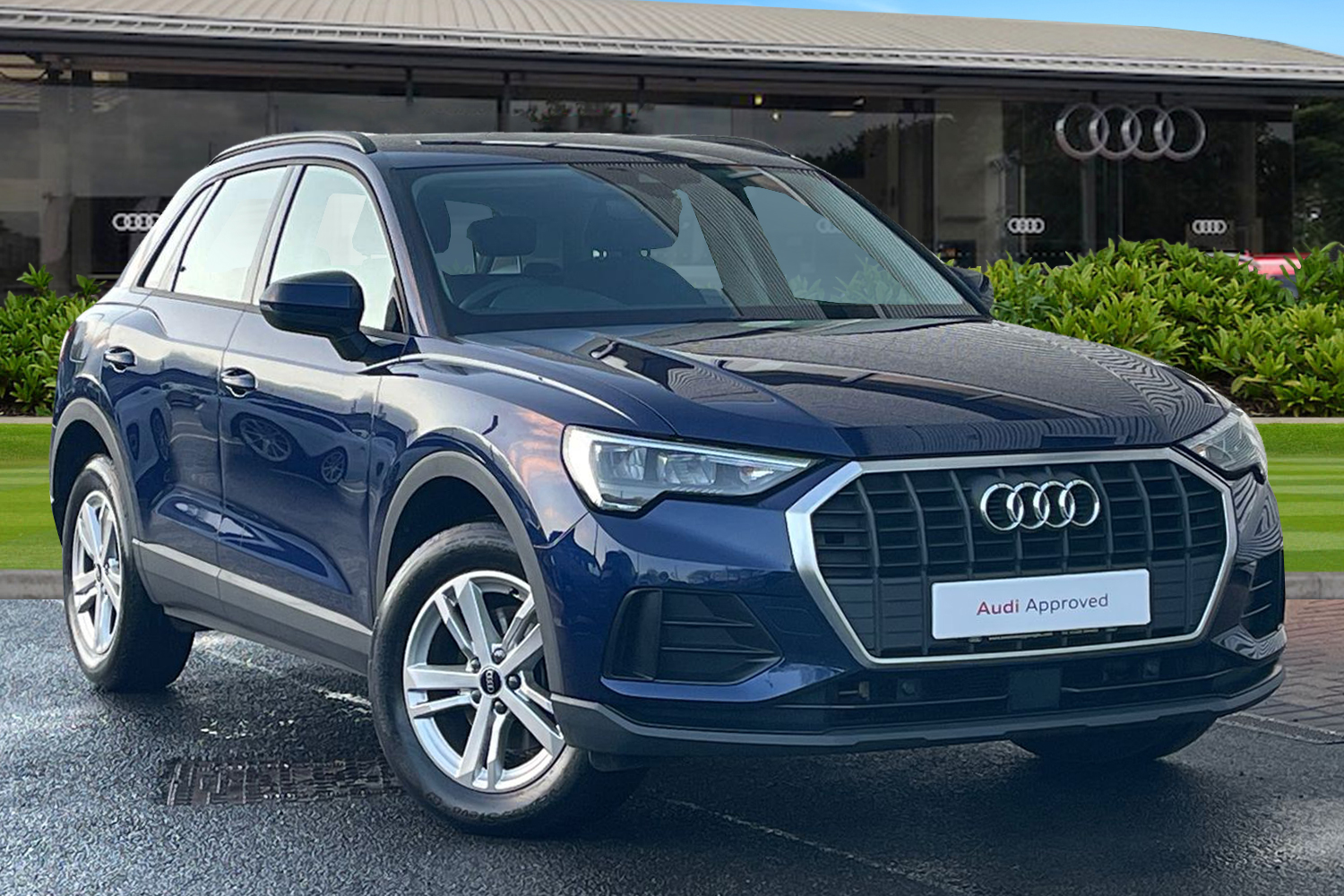 Main listing image - Audi Q3