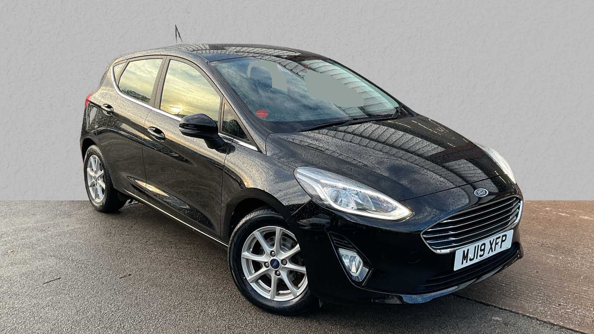 Main listing image - Ford Fiesta