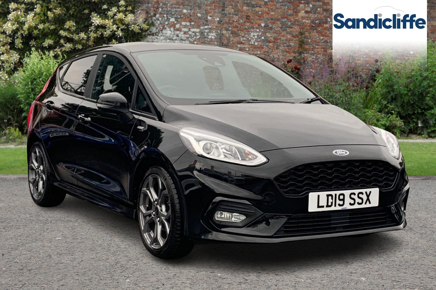 Main listing image - Ford Fiesta