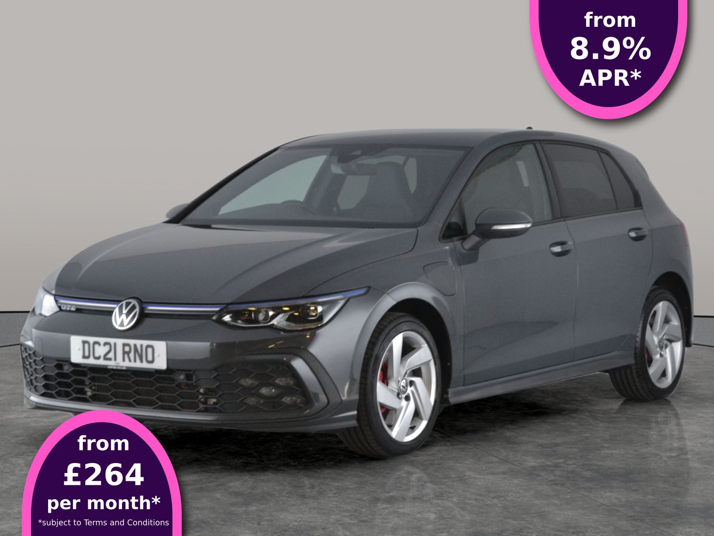 Main listing image - Volkswagen Golf GTE