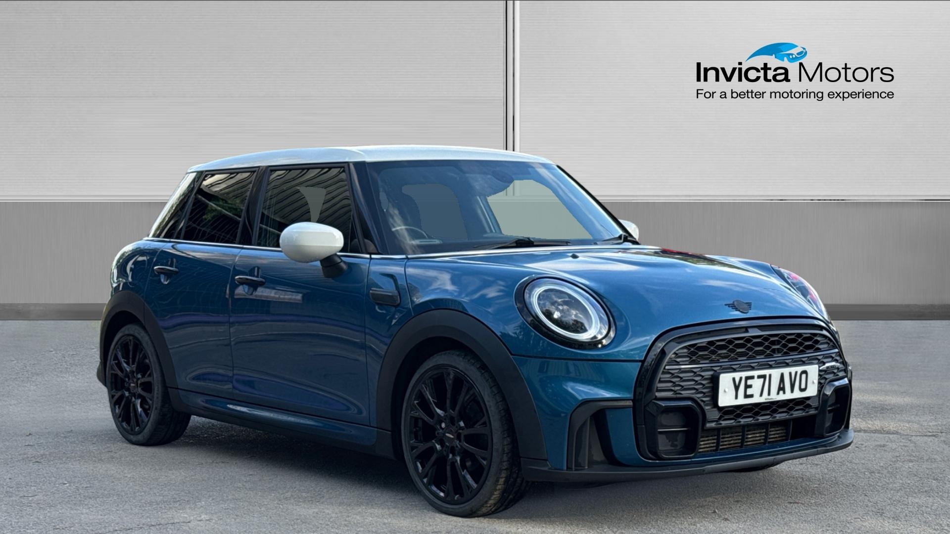 Main listing image - MINI Hatchback