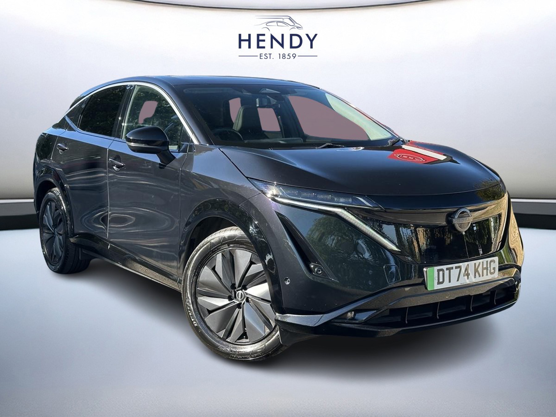 Main listing image - Nissan Ariya