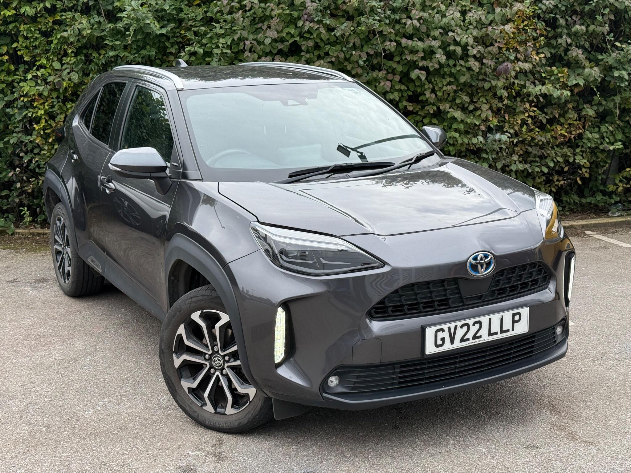 Main listing image - Toyota Yaris Cross