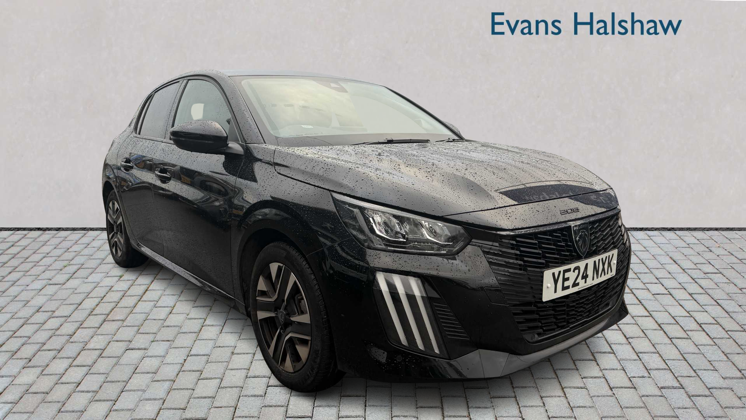 Main listing image - Peugeot 208