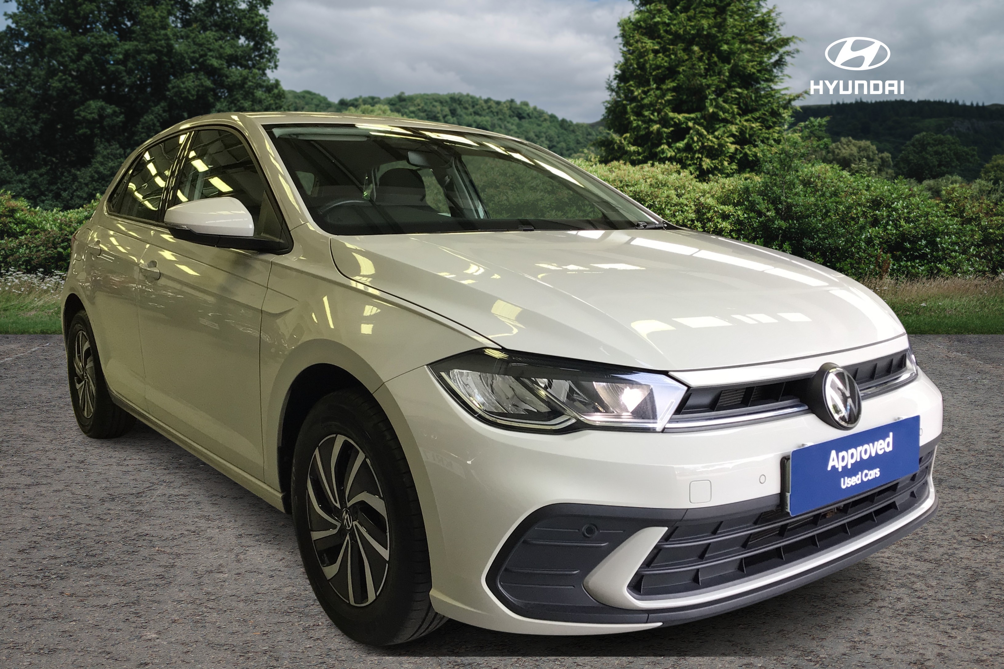 Main listing image - Volkswagen Polo