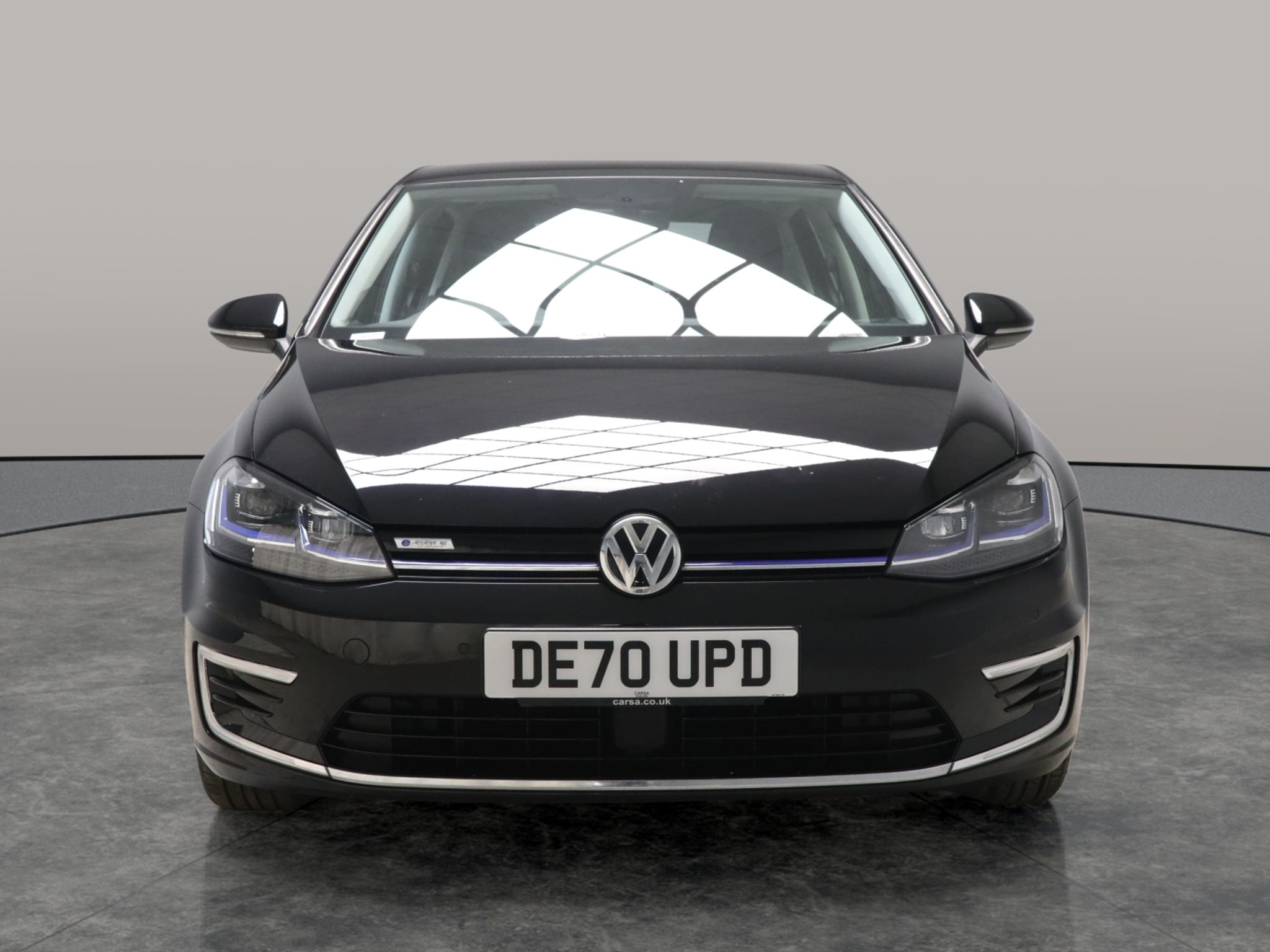 Main listing image - Volkswagen e-Golf