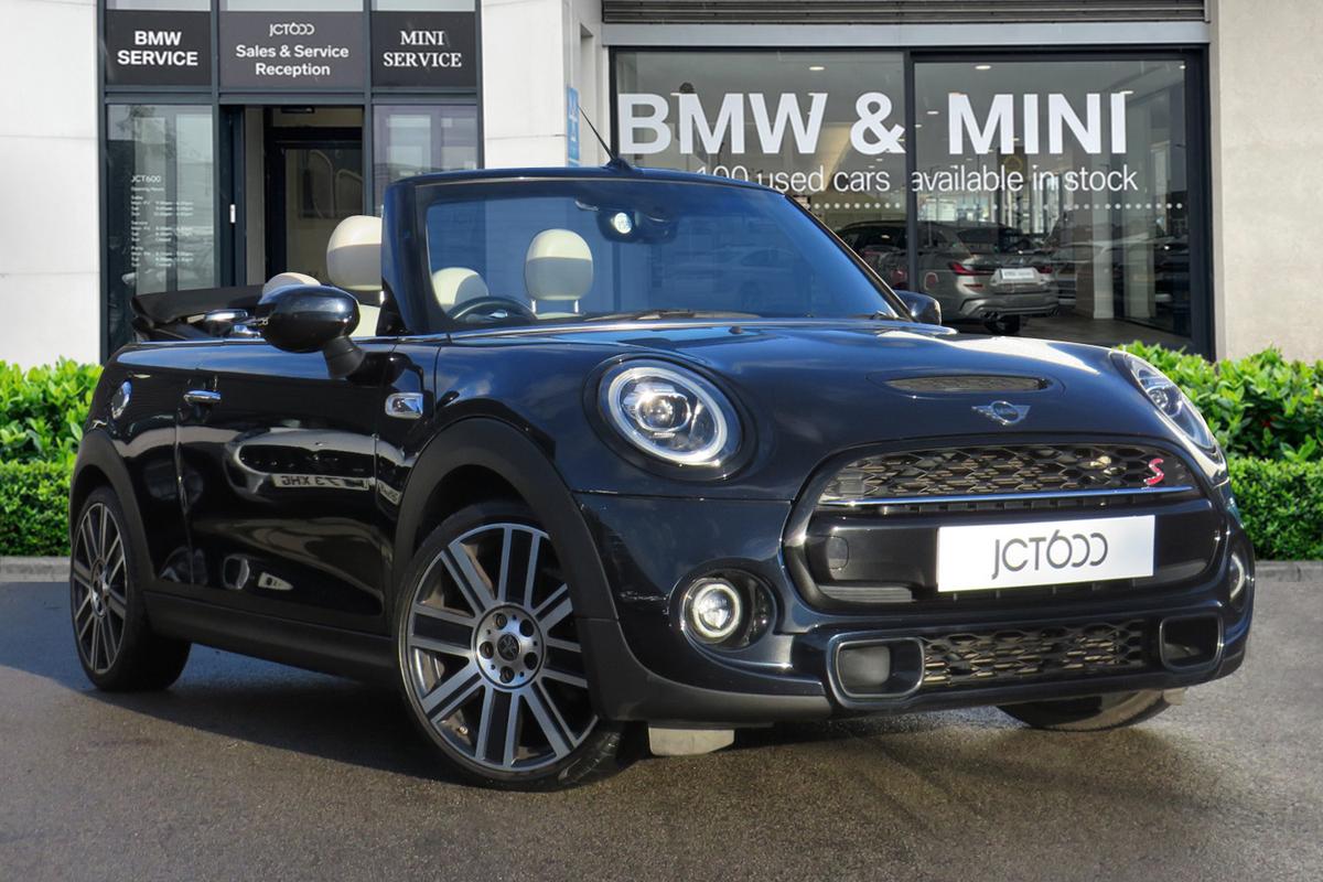 Main listing image - MINI Convertible