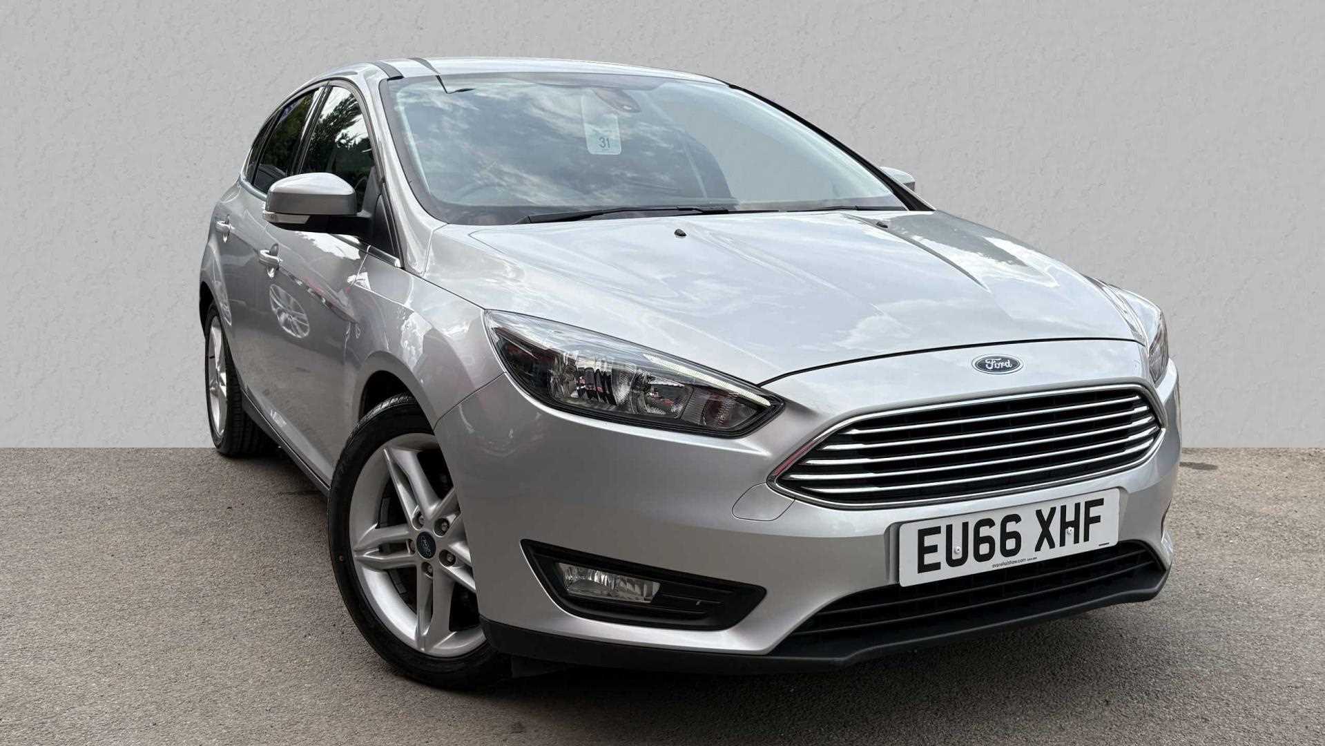 Main listing image - Ford Focus